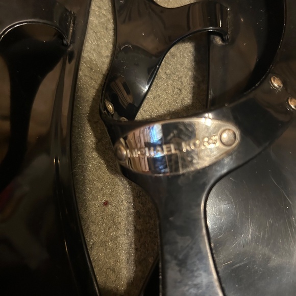 Micheal Kors flat sandals - Picture 4 of 4